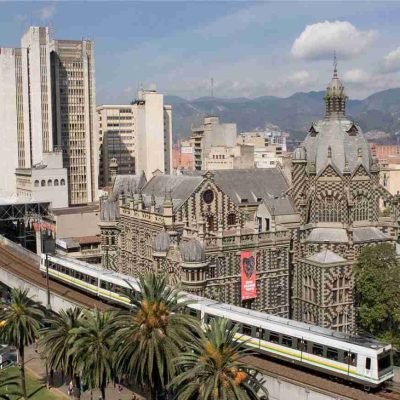 Metro de la ciudad de Medellín